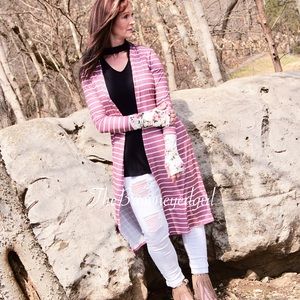 NEW Whitney Blushing Cardigan Floral Thumb…